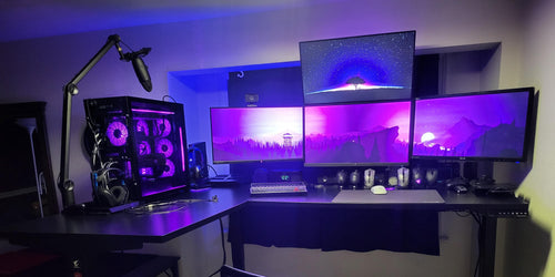 Standing and Adjustable Gaming Desks